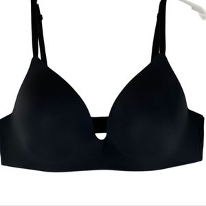 Victoria Secret T-Shirt Lightly Lined Wireless Bra